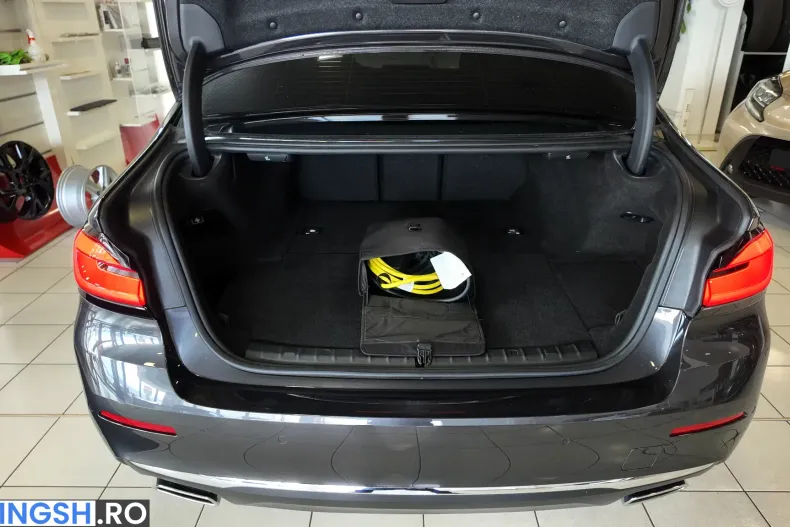 BMW 530e (Seria 5) din 2023 cu 15.600 km - oferta BMW235742 - foto 39