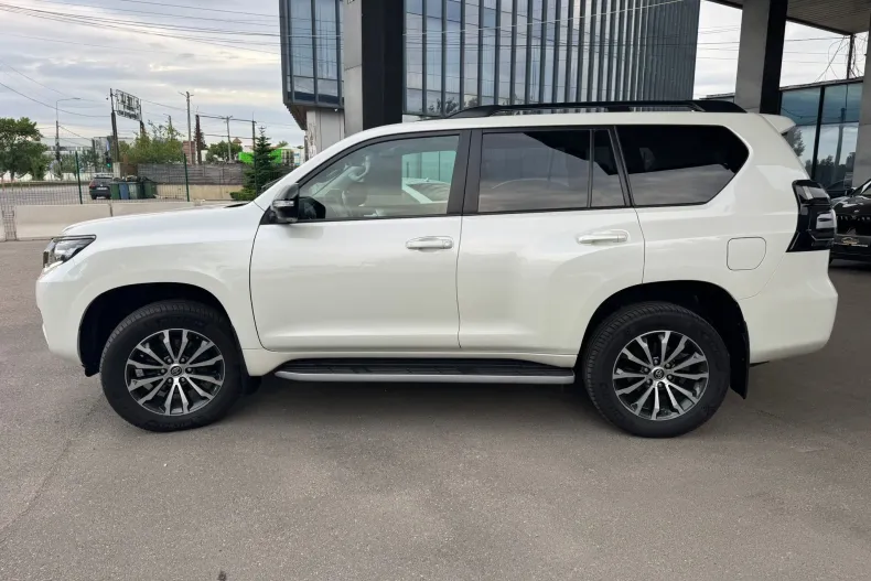 Toyota Land Cruiser din 2022 cu 84.200 km - oferta TOY235746 - foto 4