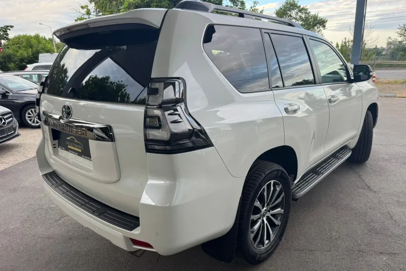Toyota Land Cruiser din 2022 cu 84.200 km - oferta TOY235746 - foto 8