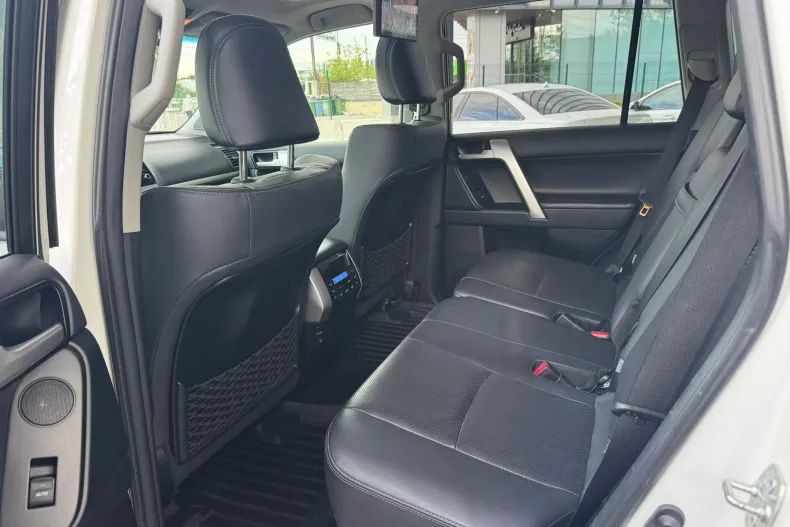 Toyota Land Cruiser din 2022 cu 84.200 km - oferta TOY235746 - foto 15