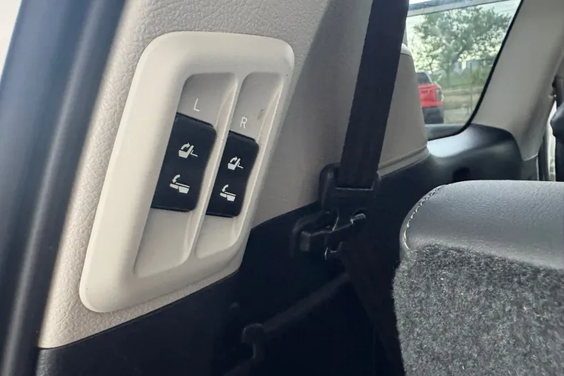 Toyota Land Cruiser din 2022 cu 84.200 km - oferta TOY235746 - foto 17