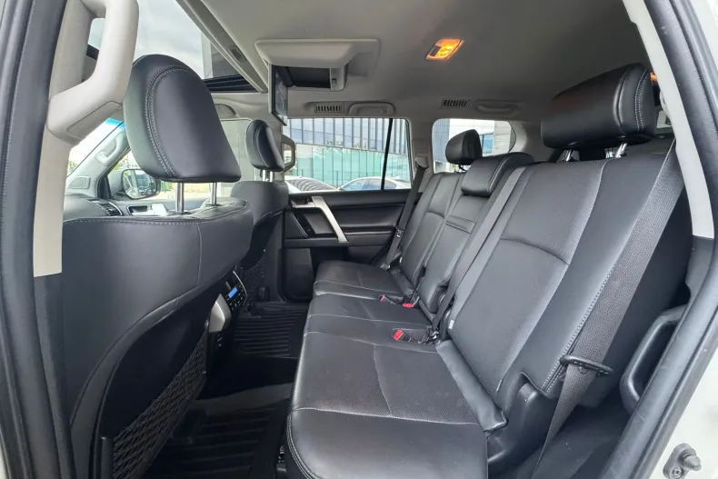 Toyota Land Cruiser din 2022 cu 84.200 km - oferta TOY235746 - foto 21