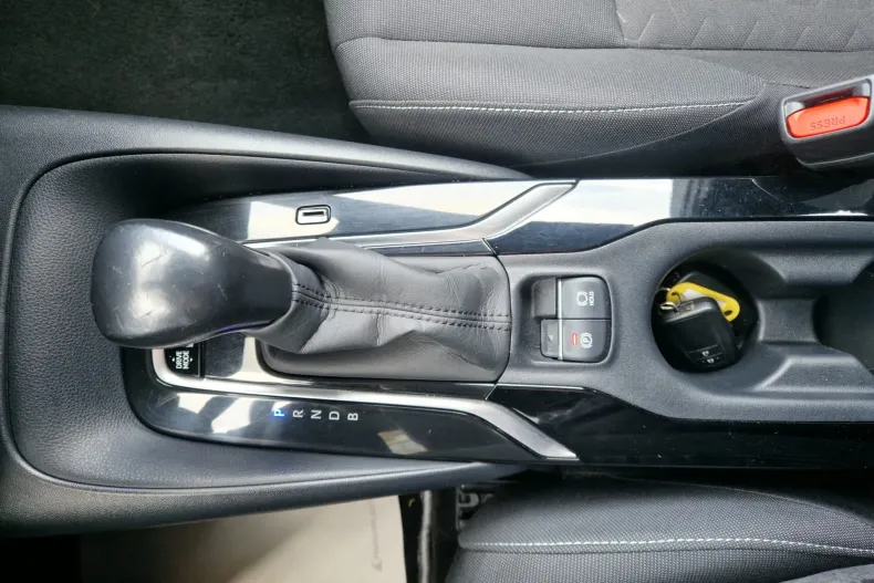 Toyota Corolla din 2021 cu 87.000 km - oferta TOY235747 - foto 19