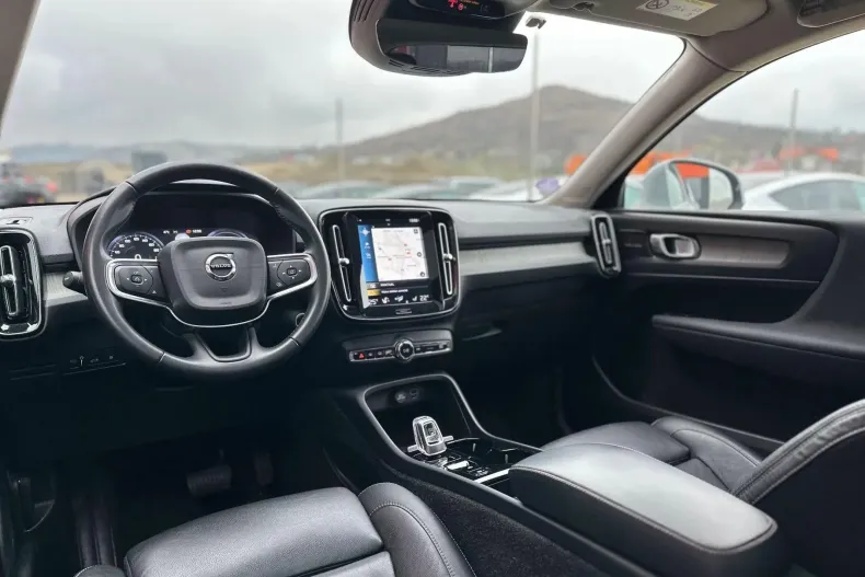 Volvo XC40 din 2021 cu 99.284 km - oferta VOL235761 - foto 15