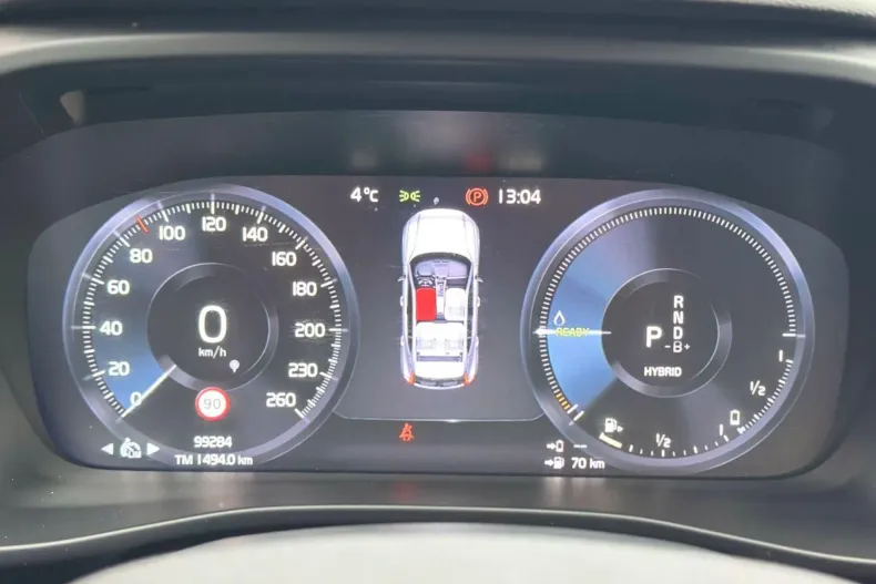 Volvo XC40 din 2021 cu 99.284 km - oferta VOL235761 - foto 33
