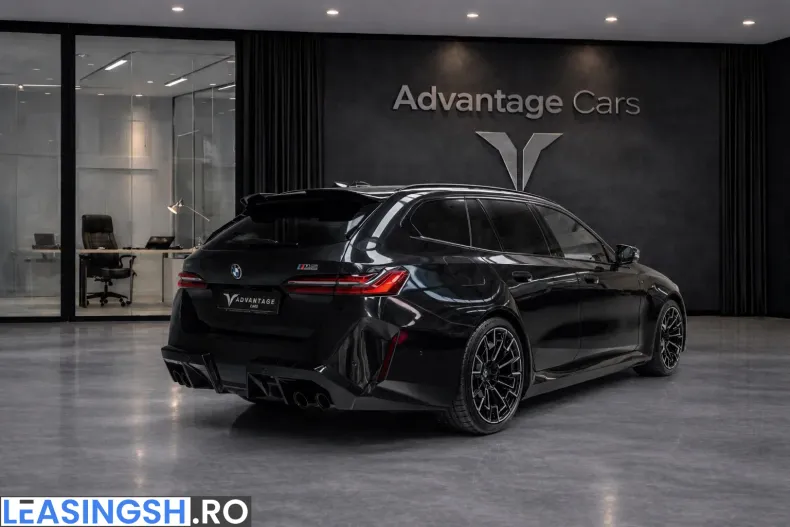 BMW M5 (Seria 5) din 2025 cu 20 km - oferta BMW235766 - foto 3