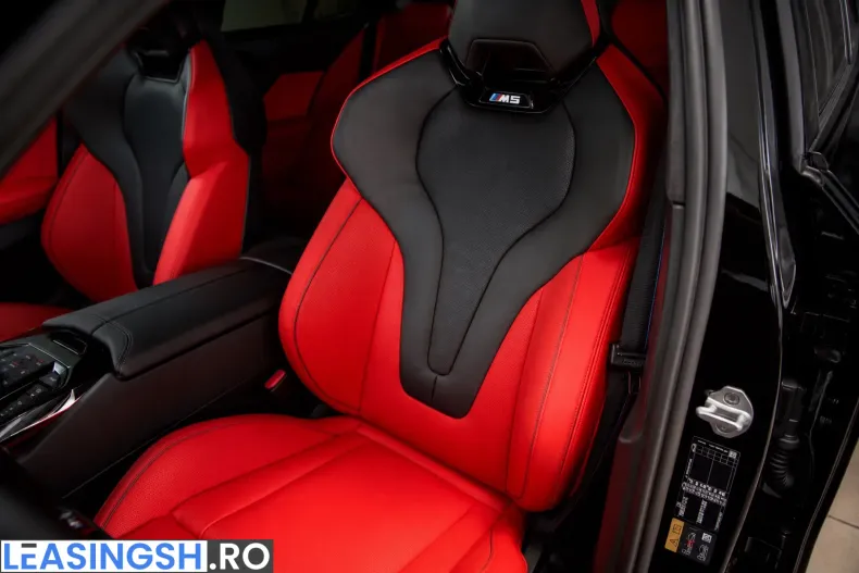 BMW M5 (Seria 5) din 2025 cu 20 km - oferta BMW235766 - foto 5