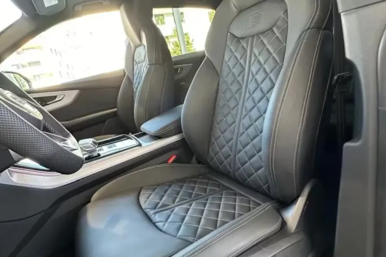 Audi Q8 din 2026 cu 10 km - oferta AUD235775 - foto 7