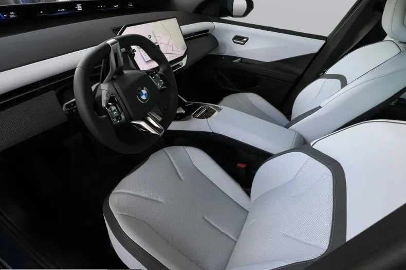 BMW iX3 (Seria X) din 2026 cu 1.200 km - oferta BMW235777 - foto 2