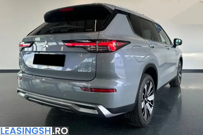 Mitsubishi Outlander din 2025 cu 15.000 km - oferta MIT235779 - foto 4