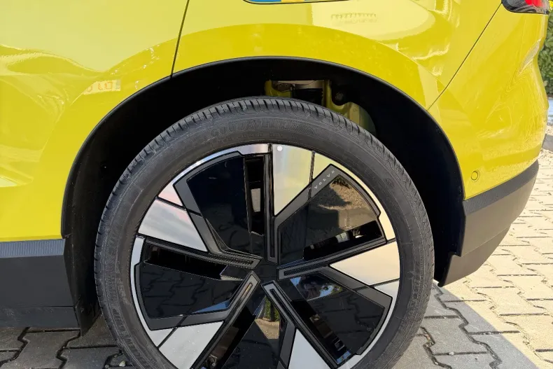 Volvo EX30 din 2025 cu 1.989 km - oferta VOL235790 - foto 7