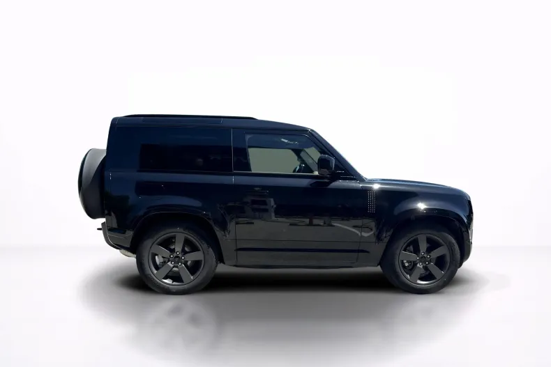 Land Rover Defender din 2025 cu 1.800 km - oferta LAN235792 - foto 6
