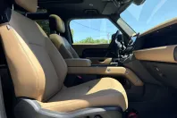 Land Rover Defender din 2025 cu 1.800 km - oferta LAN235792 - foto 11