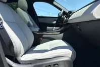 Land Rover Range Rover Velar din 2025 cu 1.858 km - oferta LAN235796 - foto 11