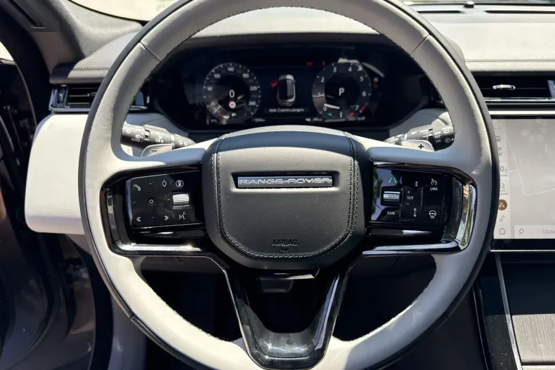 Land Rover Range Rover Velar din 2025 cu 1.858 km - oferta LAN235796 - foto 15