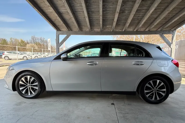 Mercedes-Benz A 180 (Clasa A) din 2020 cu 124.000 km - oferta MER235798 - foto 9