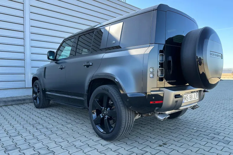 Land Rover Defender din 2024 cu 9.900 km - oferta LAN235801 - foto 7