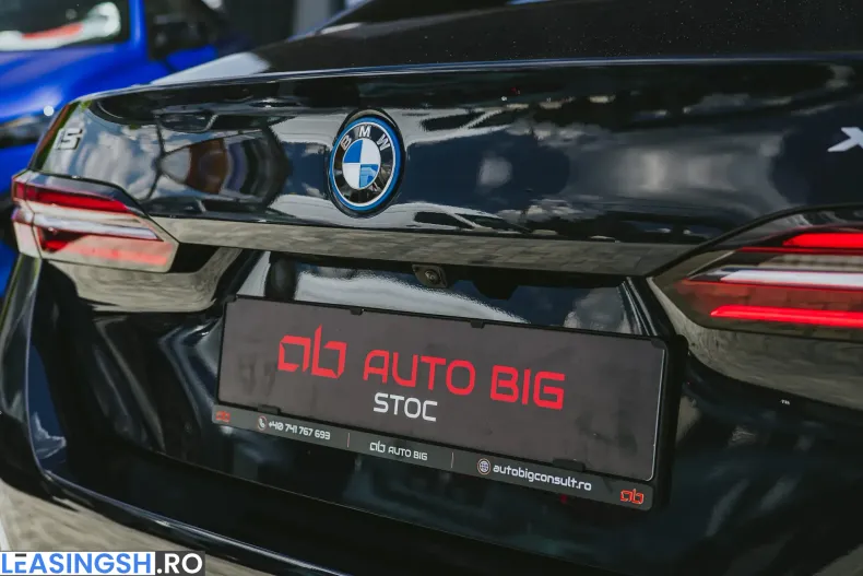 BMW i5 (Seria 5) din 2025 cu 15.570 km - oferta BMW235805 - foto 18