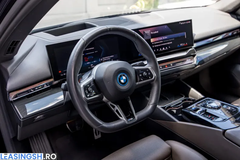 BMW i5 (Seria 5) din 2025 cu 15.570 km - oferta BMW235805 - foto 20