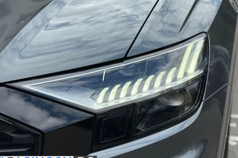 Audi Q8 din 2021 cu 94.335 km - oferta AUD235806 - foto 3