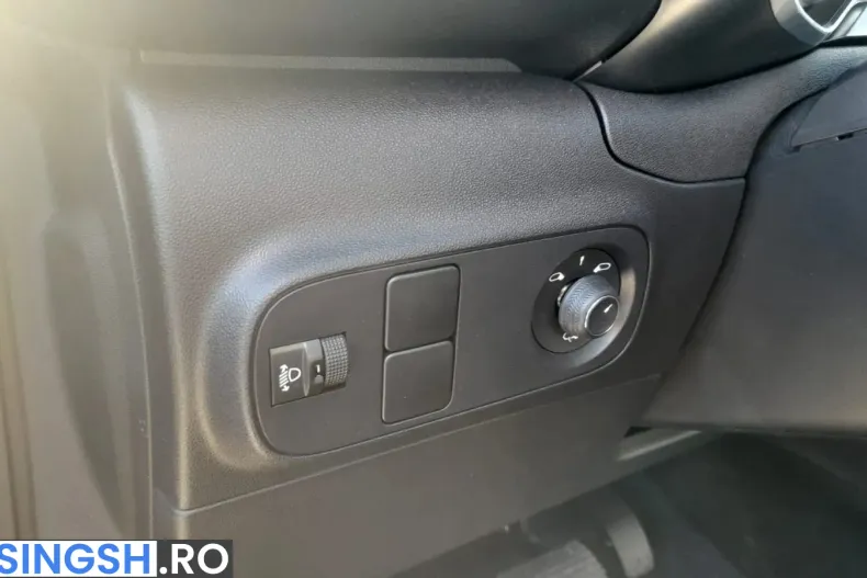 Citroën C3 din 2023 cu 13.500 km - oferta CIT235811 - foto 13