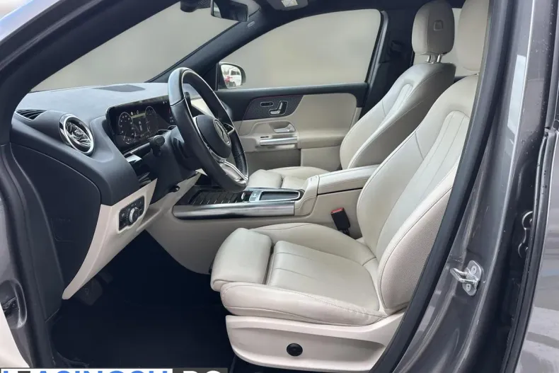 Mercedes-Benz GLA 200 (Clasa GLA) din 2023 cu 46.886 km - oferta MER235816 - foto 14