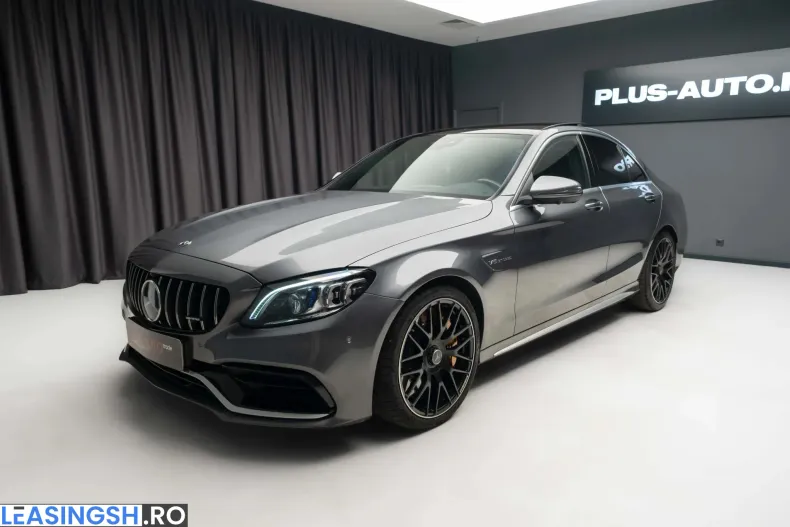 Mercedes-Benz C 63 AMG (Clasa C) din 2020 cu 70.000 km - oferta MER235834 - foto 5