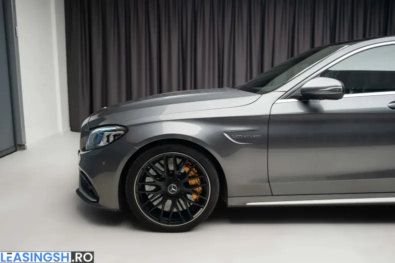 Mercedes-Benz C 63 AMG (Clasa C) din 2020 cu 70.000 km - oferta MER235834 - foto 6