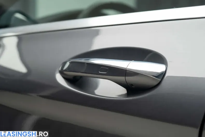 Mercedes-Benz C 63 AMG (Clasa C) din 2020 cu 70.000 km - oferta MER235834 - foto 11