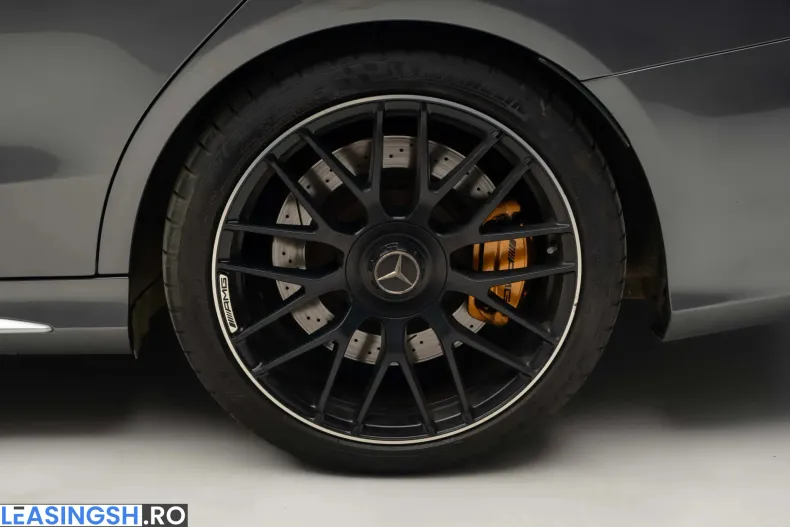 Mercedes-Benz C 63 AMG (Clasa C) din 2020 cu 70.000 km - oferta MER235834 - foto 13