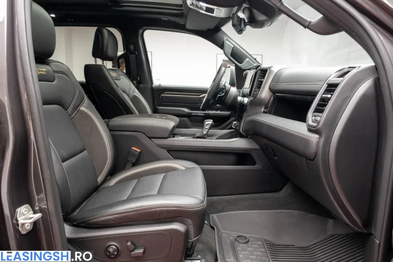 Dodge RAM din 2024 cu 3.300 km - oferta DOD235836 - foto 40