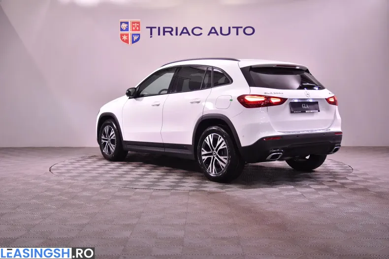 Mercedes-Benz GLA 200 (Clasa GLA) din 2025 cu 1.927 km - oferta MER235838 - foto 3