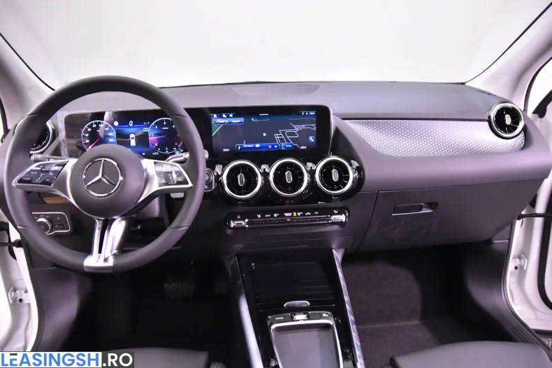 Mercedes-Benz GLA 200 (Clasa GLA) din 2025 cu 1.927 km - oferta MER235838 - foto 10
