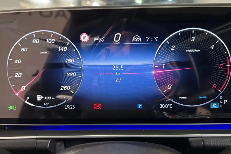Mercedes-Benz GLE (Clasa GLE) din 2025 cu 1 km - oferta MER235841 - foto 8