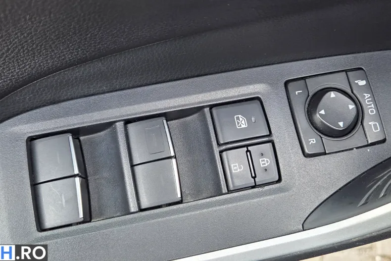 Toyota RAV4 din 2021 cu 126.000 km - oferta TOY235845 - foto 21