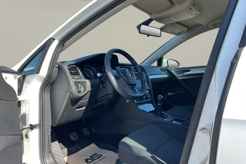 Volkswagen Golf din 2020 cu 116.250 km - oferta VOL235847 - foto 3