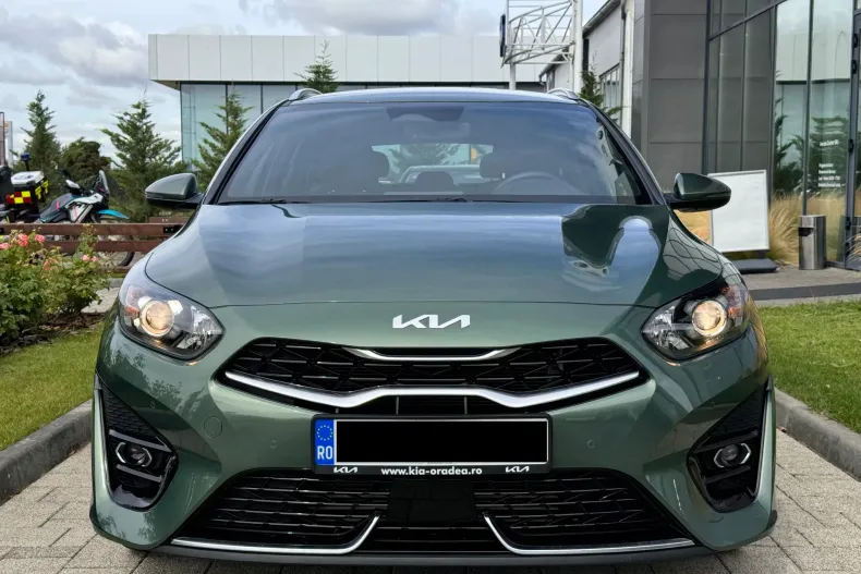 Kia Ceed din 2024 cu 23.739 km - oferta KIA235850 - foto 2