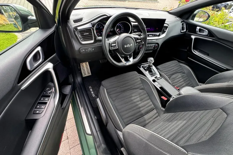 Kia Ceed din 2024 cu 23.739 km - oferta KIA235850 - foto 22