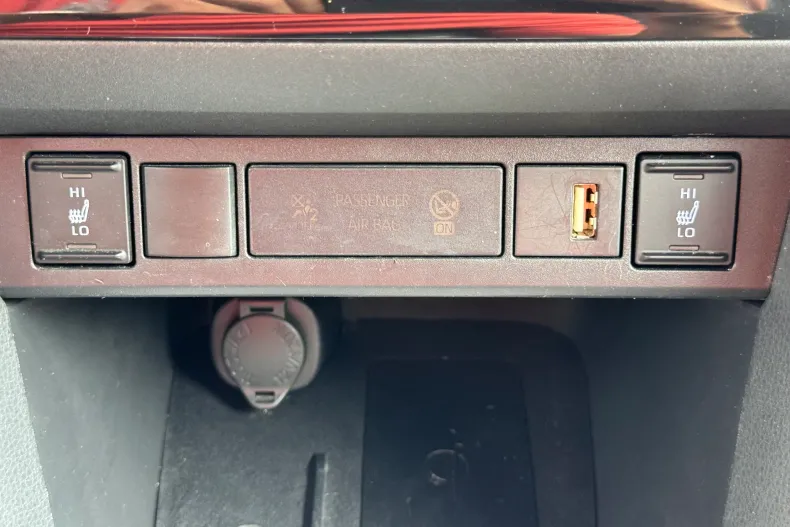 Toyota Yaris Cross din 2022 cu 89.573 km - oferta TOY235851 - foto 18