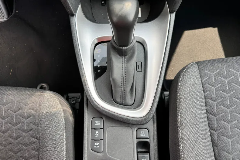 Toyota Yaris Cross din 2022 cu 89.573 km - oferta TOY235851 - foto 20