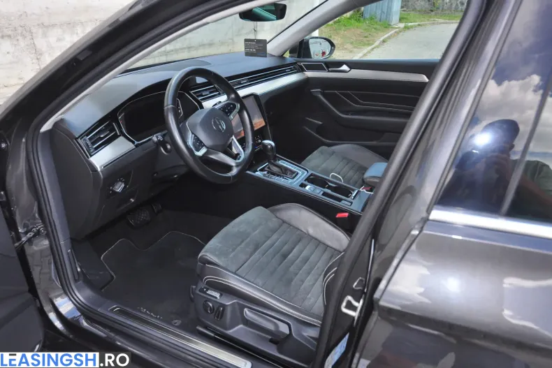 Volkswagen Passat din 2023 cu 172.600 km - oferta VOL235861 - foto 5