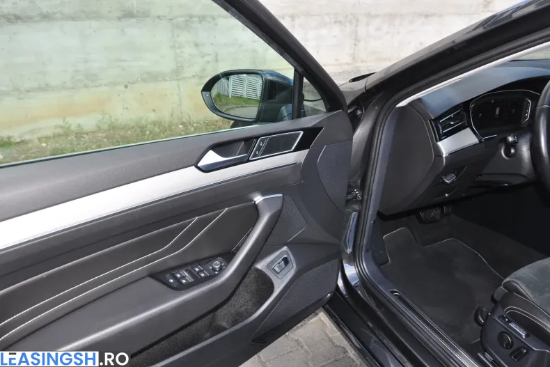 Volkswagen Passat din 2023 cu 172.600 km - oferta VOL235861 - foto 16
