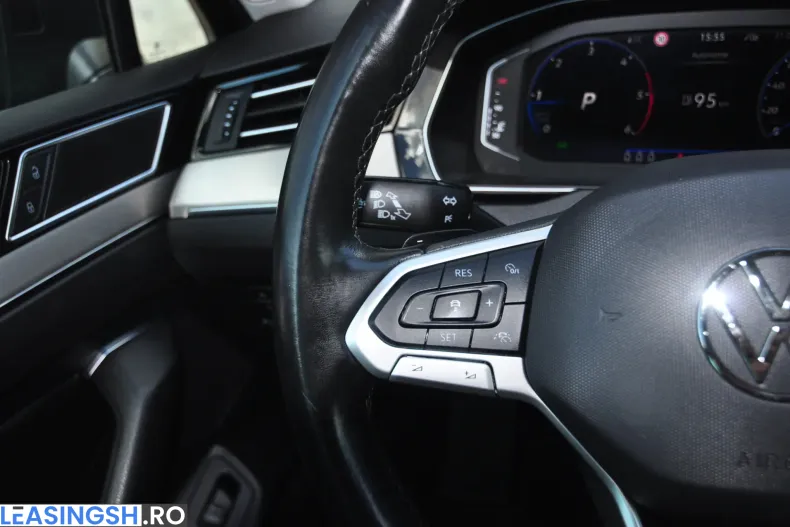 Volkswagen Passat din 2023 cu 172.600 km - oferta VOL235861 - foto 19