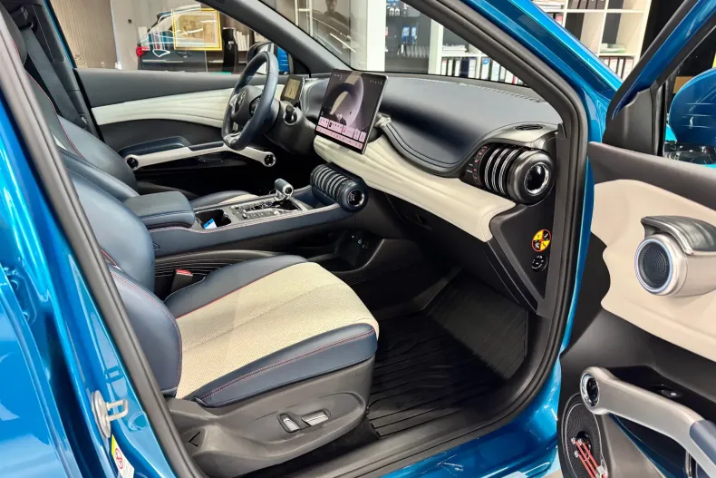 BYD ATTO 3 din 2024 cu 43.282 km - oferta BYD235867 - foto 13