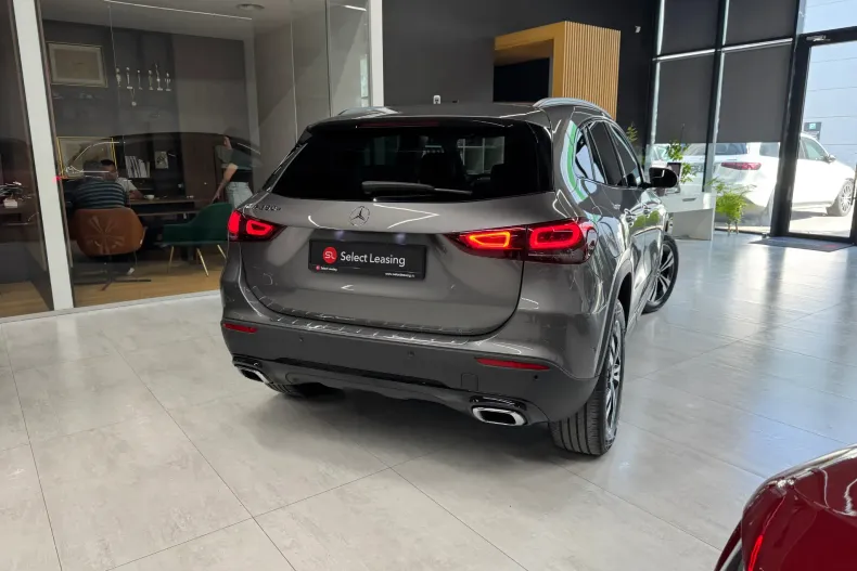 Mercedes-Benz GLA 250 (Clasa GLA) din 2022 cu 94.416 km - oferta MER235868 - foto 2