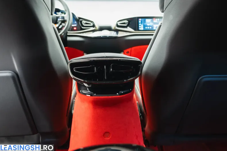 Ferrari Purosangue din 2025 cu 250 km - oferta FER235873 - foto 35