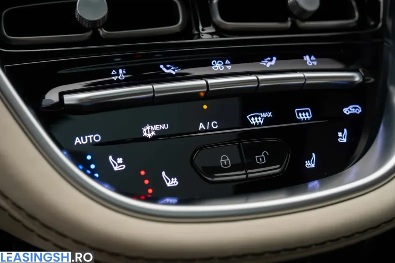 Aston Martin DBX din 2021 cu 39.900 km - oferta AST235874 - foto 26