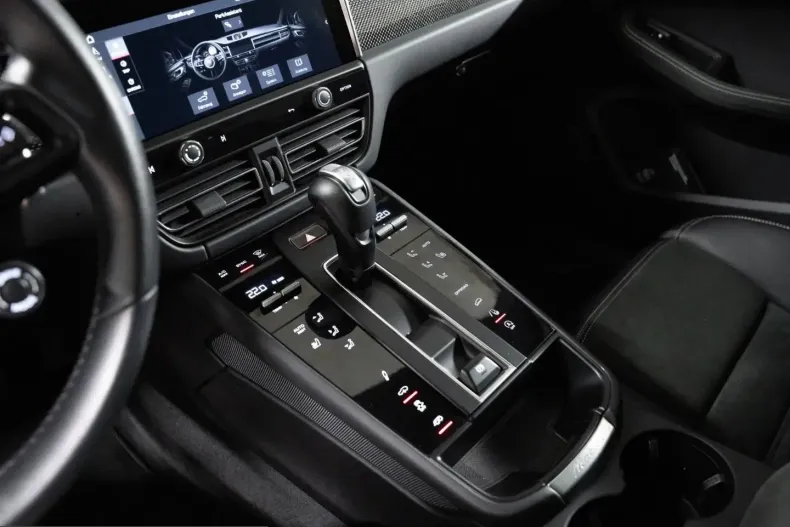 Porsche Macan din 2024 cu 38.400 km - oferta POR235878 - foto 23