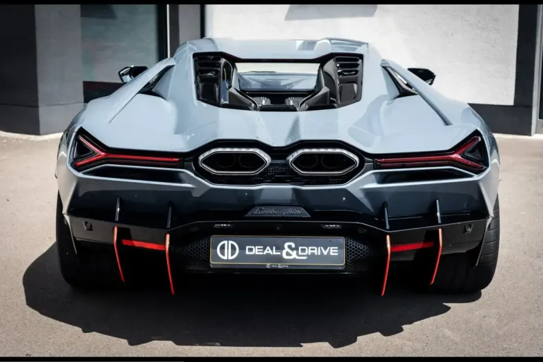 Lamborghini Revuelto din 2025 cu 5.397 km - oferta LAM235882 - foto 4