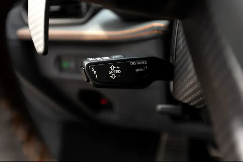 Lamborghini Revuelto din 2025 cu 5.397 km - oferta LAM235882 - foto 16